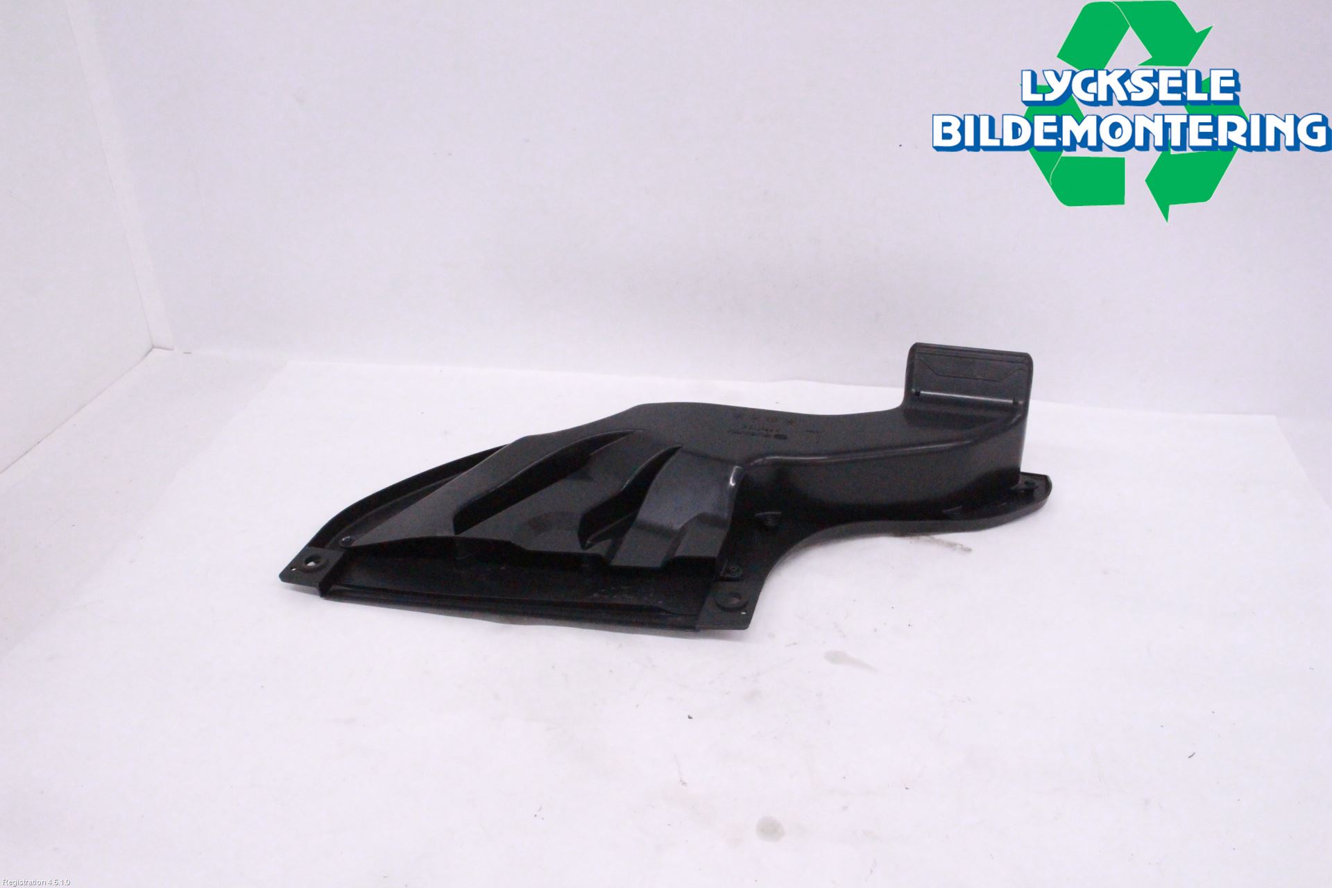 Subaru OUTBACK 21- Deflektor Plåt-Plast Kylning