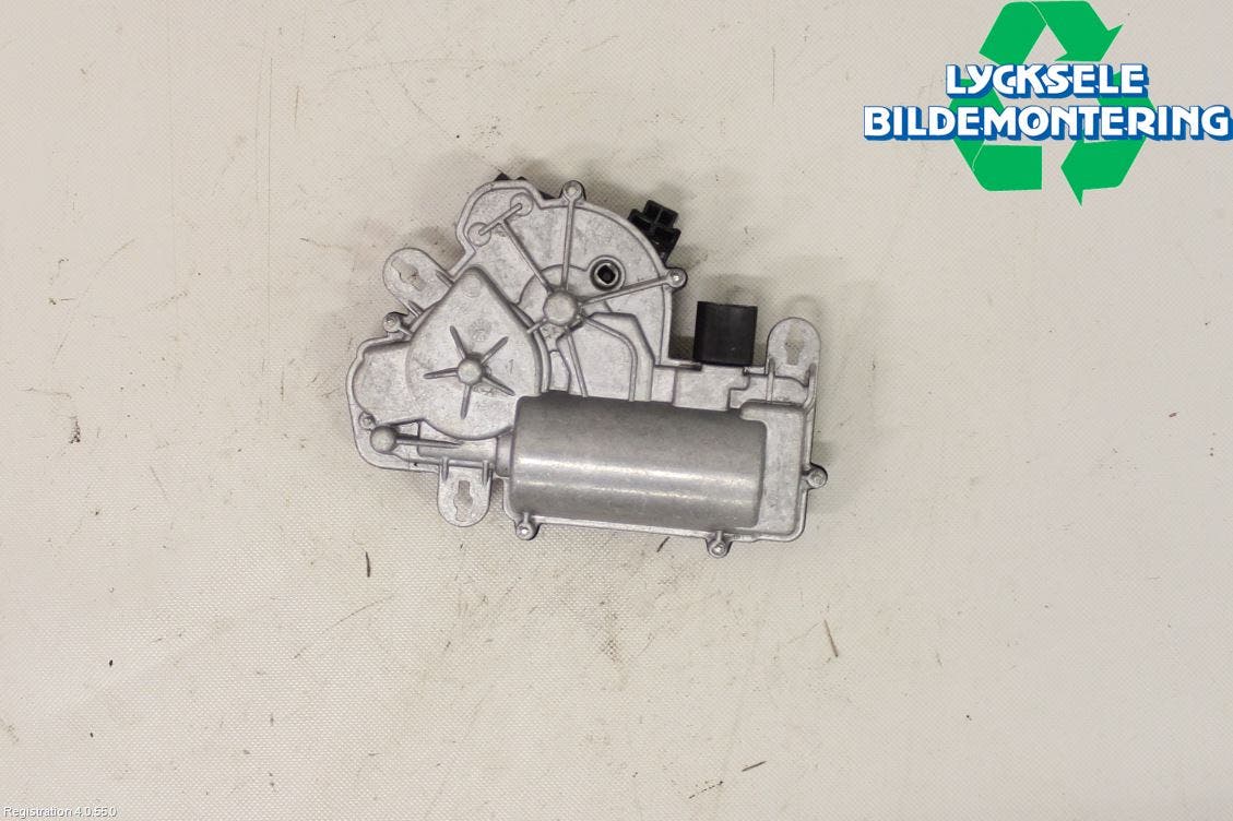 Volkswagen VW PASSAT 15-19 Bakluckeöppnare Automatisk