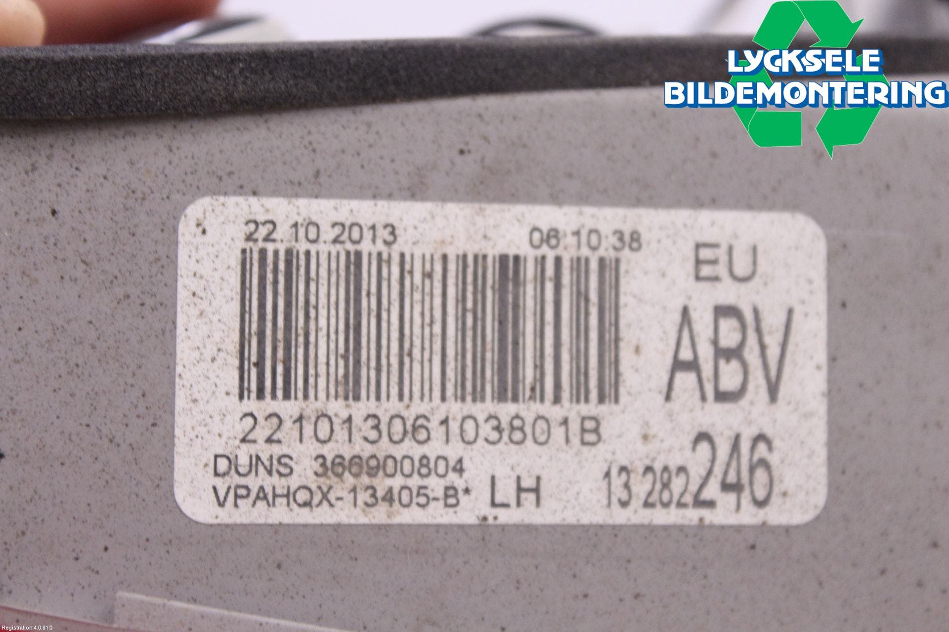 Opel ASTRA J 10-15 Bakljus Lucka Vä