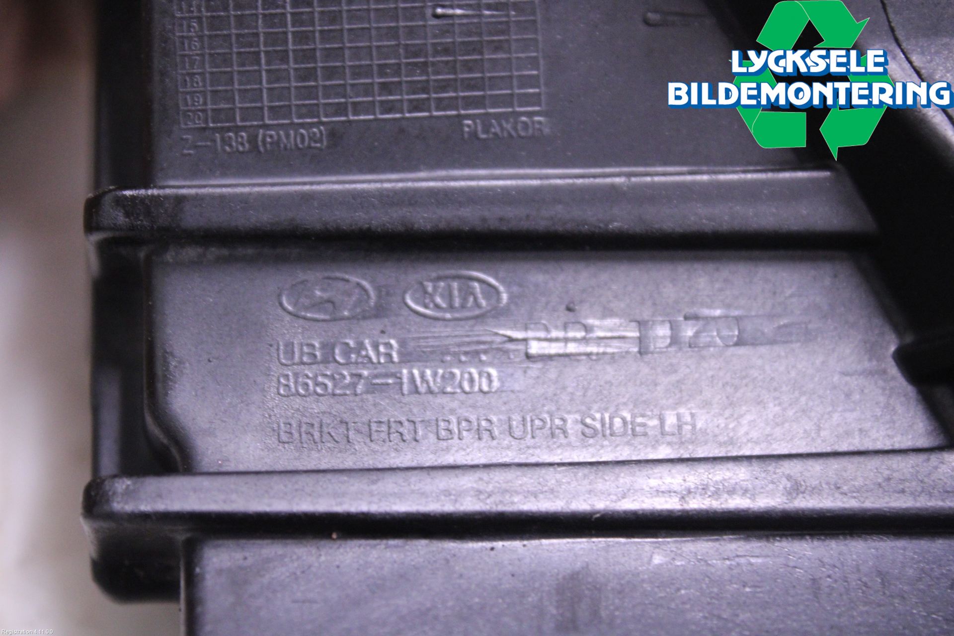 Kia RIO 12-16 Stötfångarfäste Fram Vä