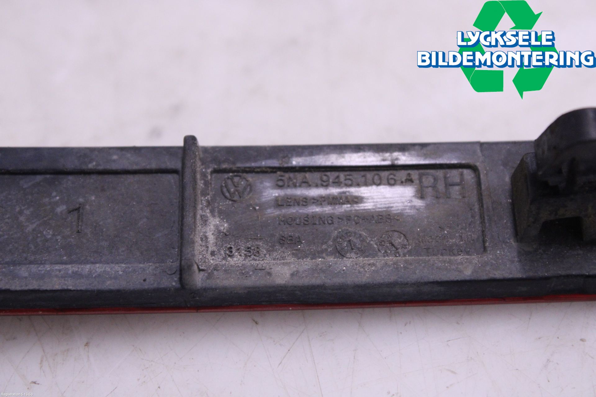 Volkswagen VW TIGUAN 16-24 Dimljus/Reflex Bak