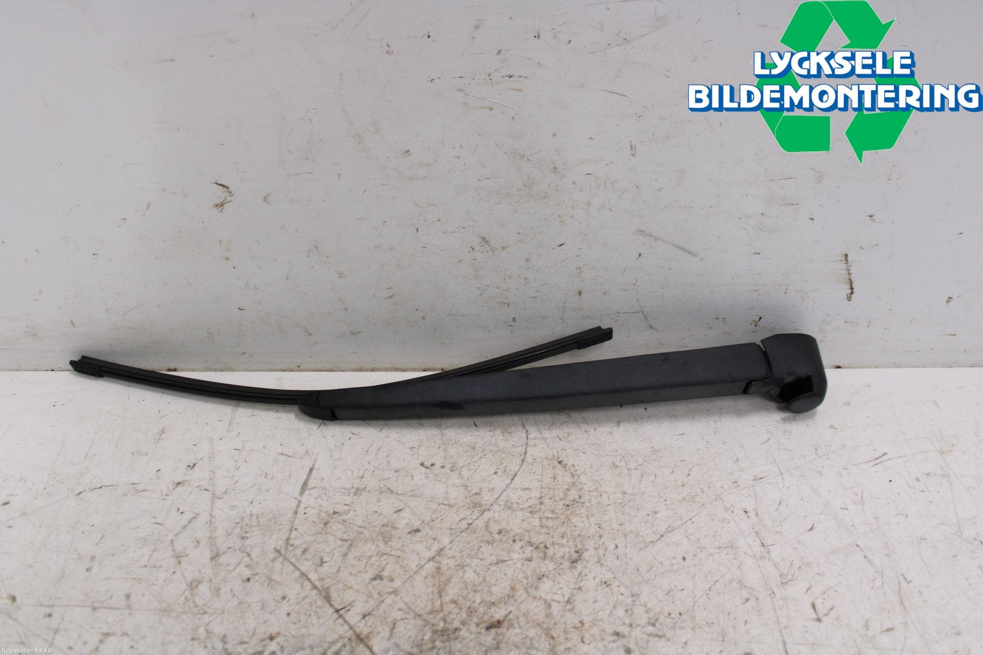 Volkswagen VW CADDY 11-15 Torkararm-Bakruta