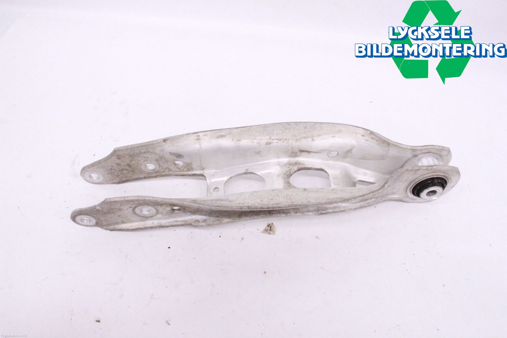 Audi A4/S4 B9 20- Bärarm Bak Vänster