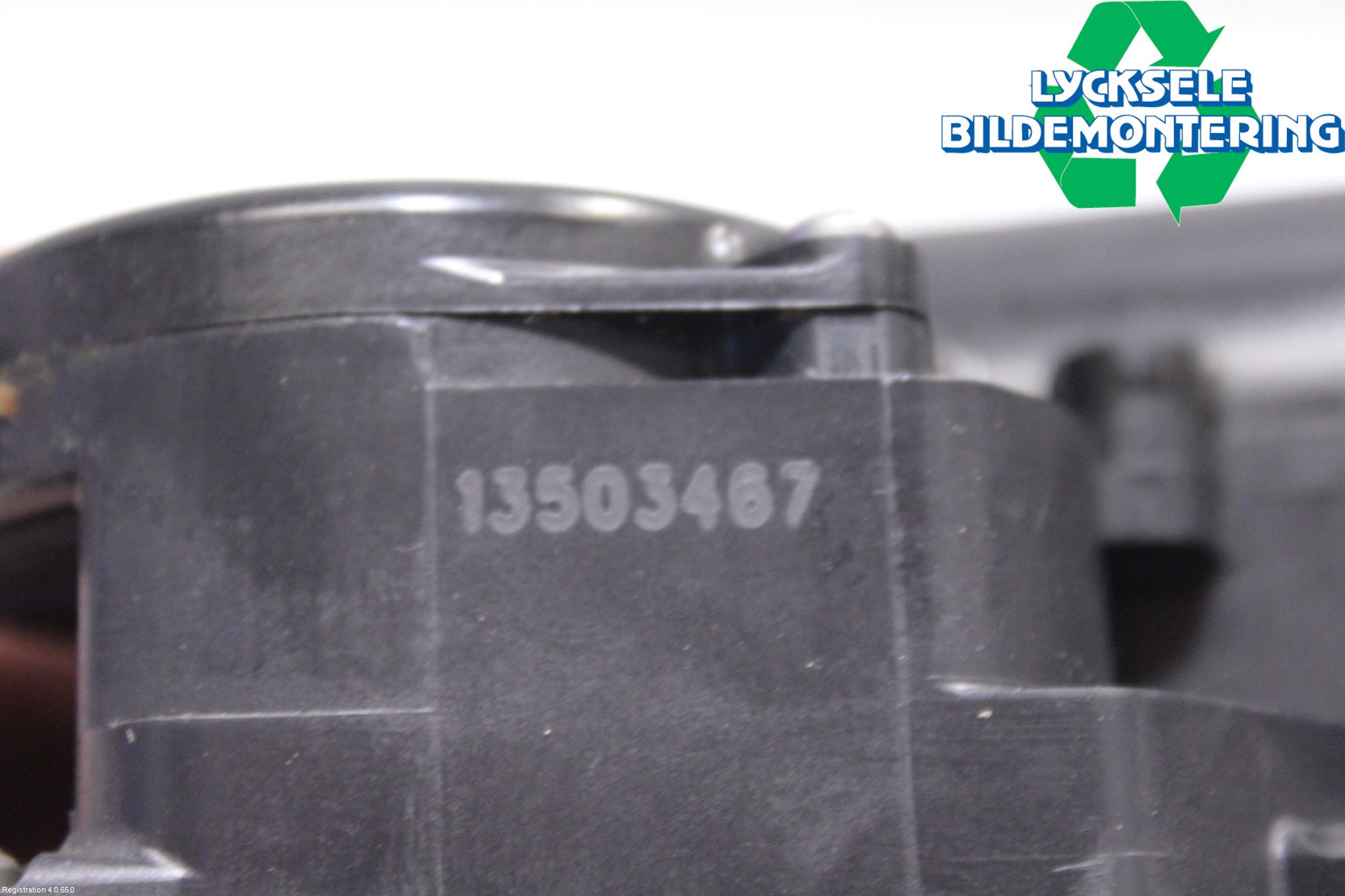 Opel INSIGNIA 09-16 Låskista Baklucka