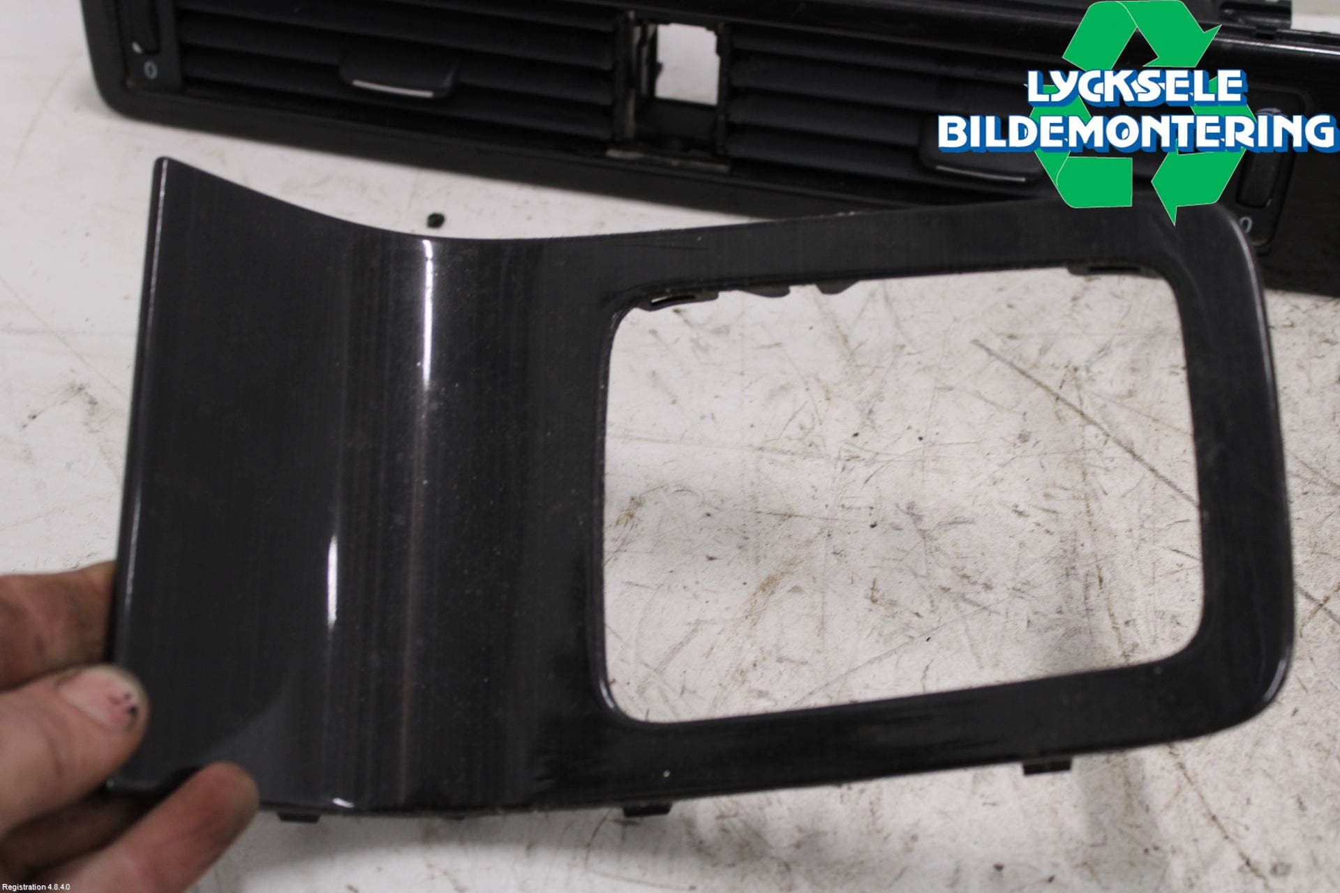 Volvo V70 08-13 Instrumentbräda Inlägg-Dekorlist