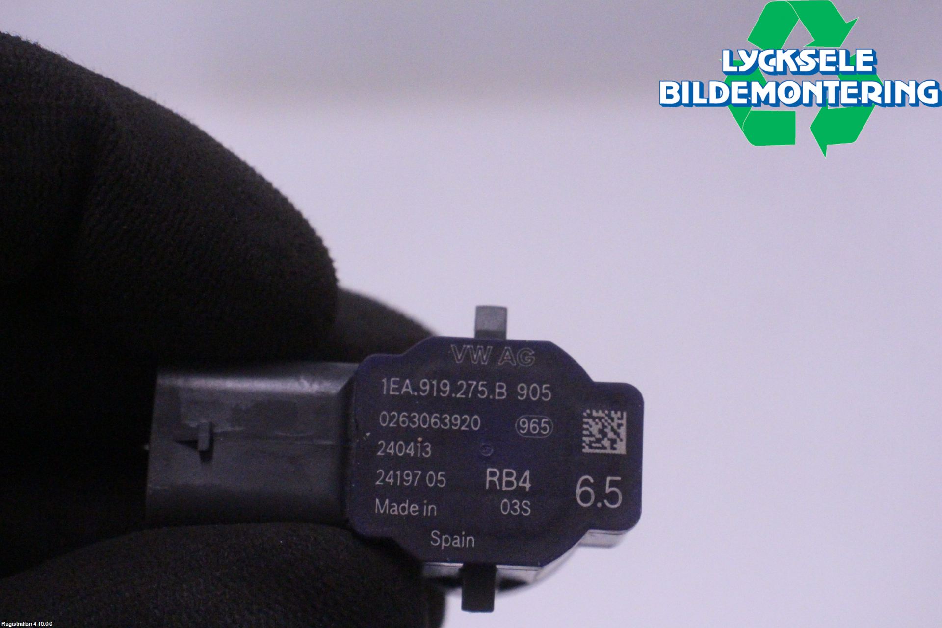 Skoda ENYAQ iV 21- Parkeringshjälp Backsensor