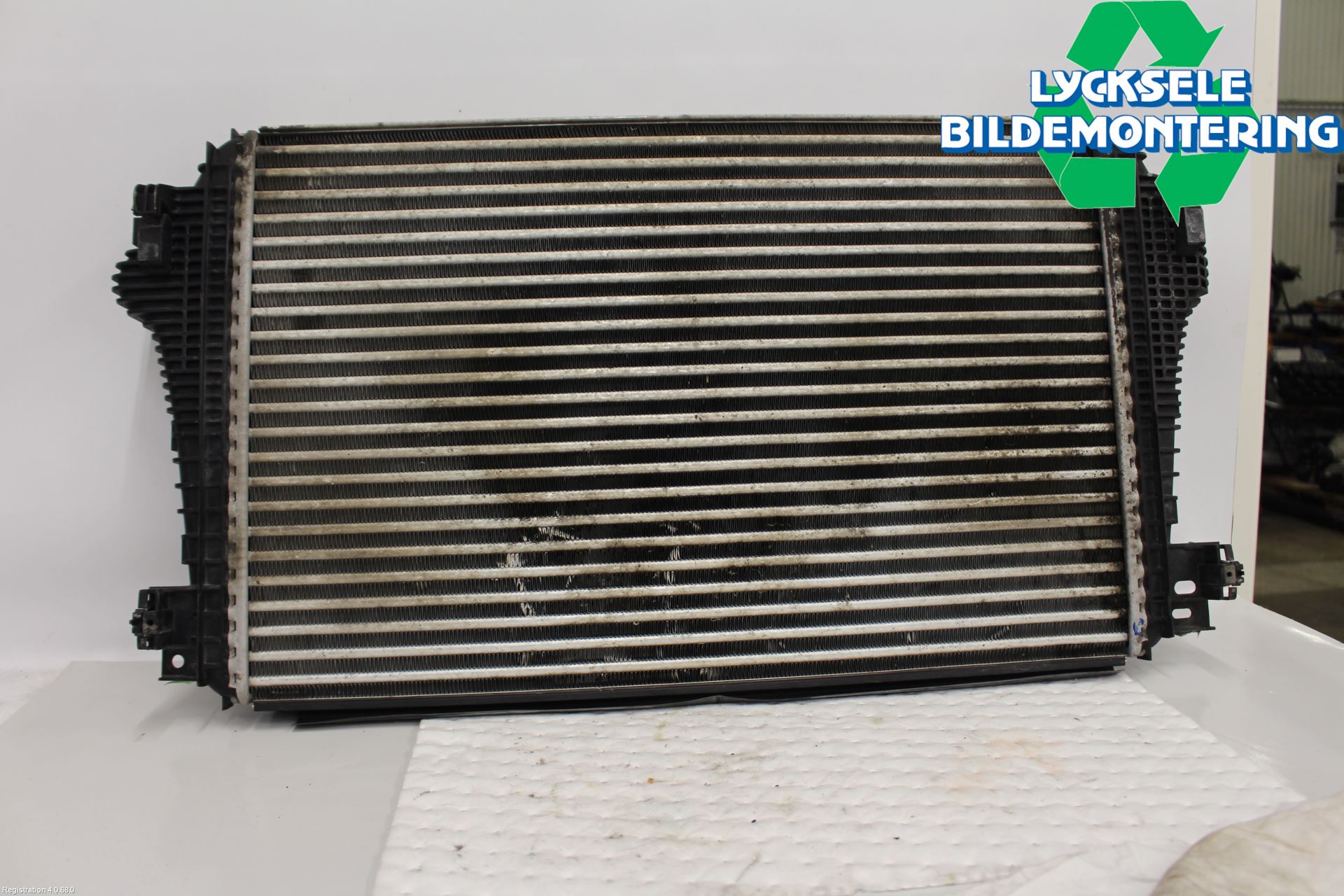 Volkswagen VW AMAROK 2H 10-22 Laddluft-Intercooler Kyl