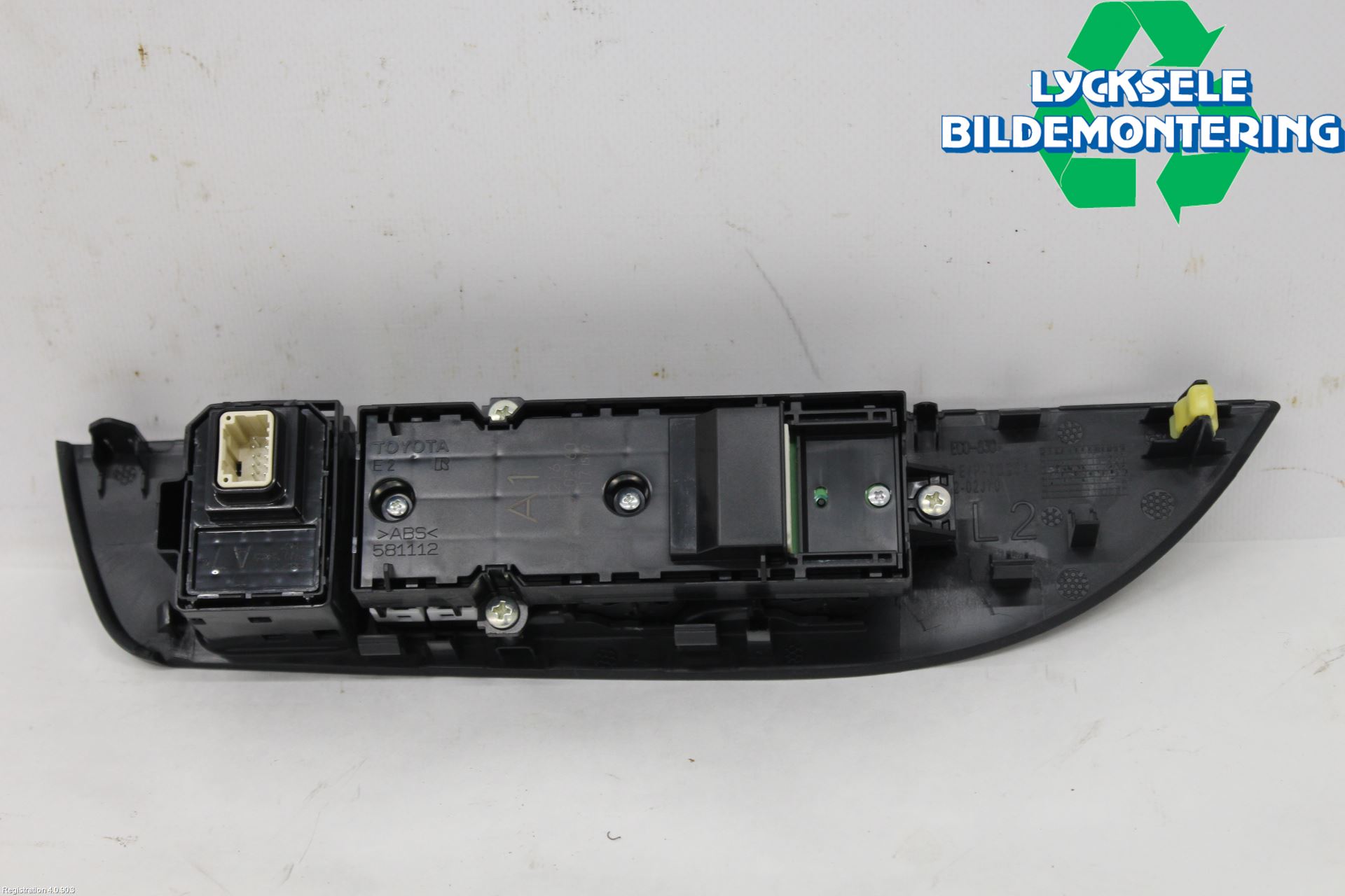 Toyota COROLLA 19- Strömställare Elhiss