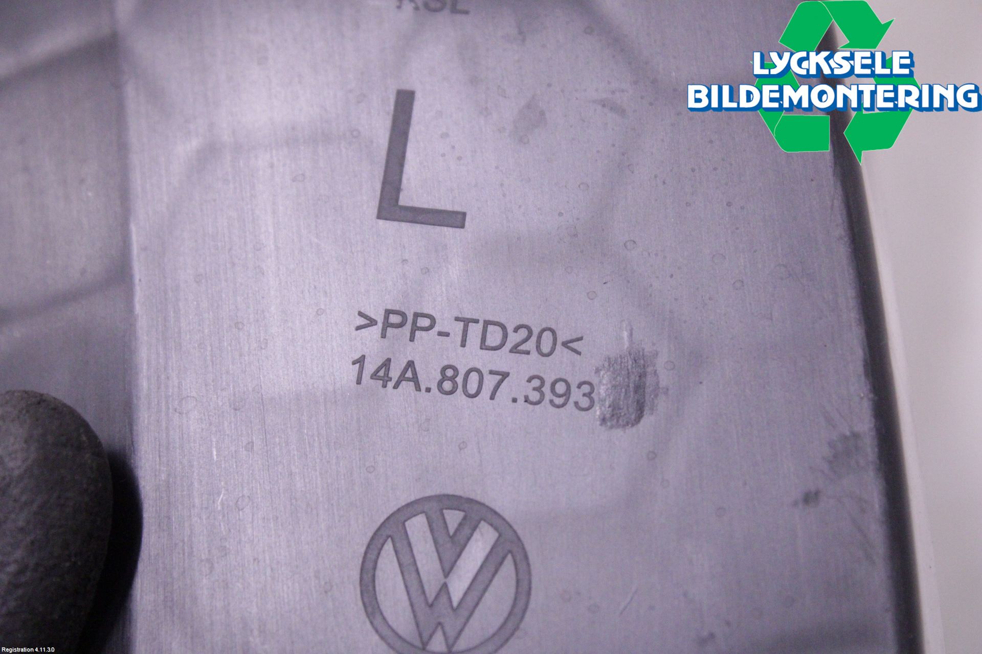 Volkswagen VW ID.7/TOURER 24- Stötfångarfäste Bak Vä