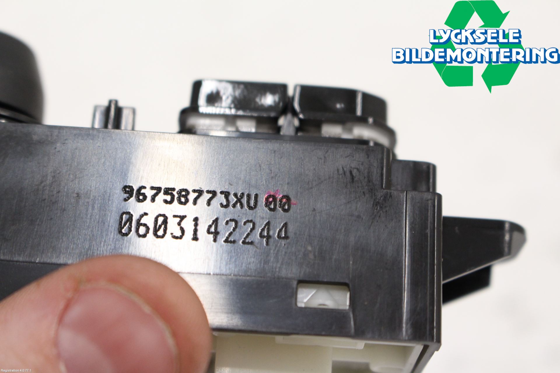 Peugeot 2008 13-20 Strömställare Färddator