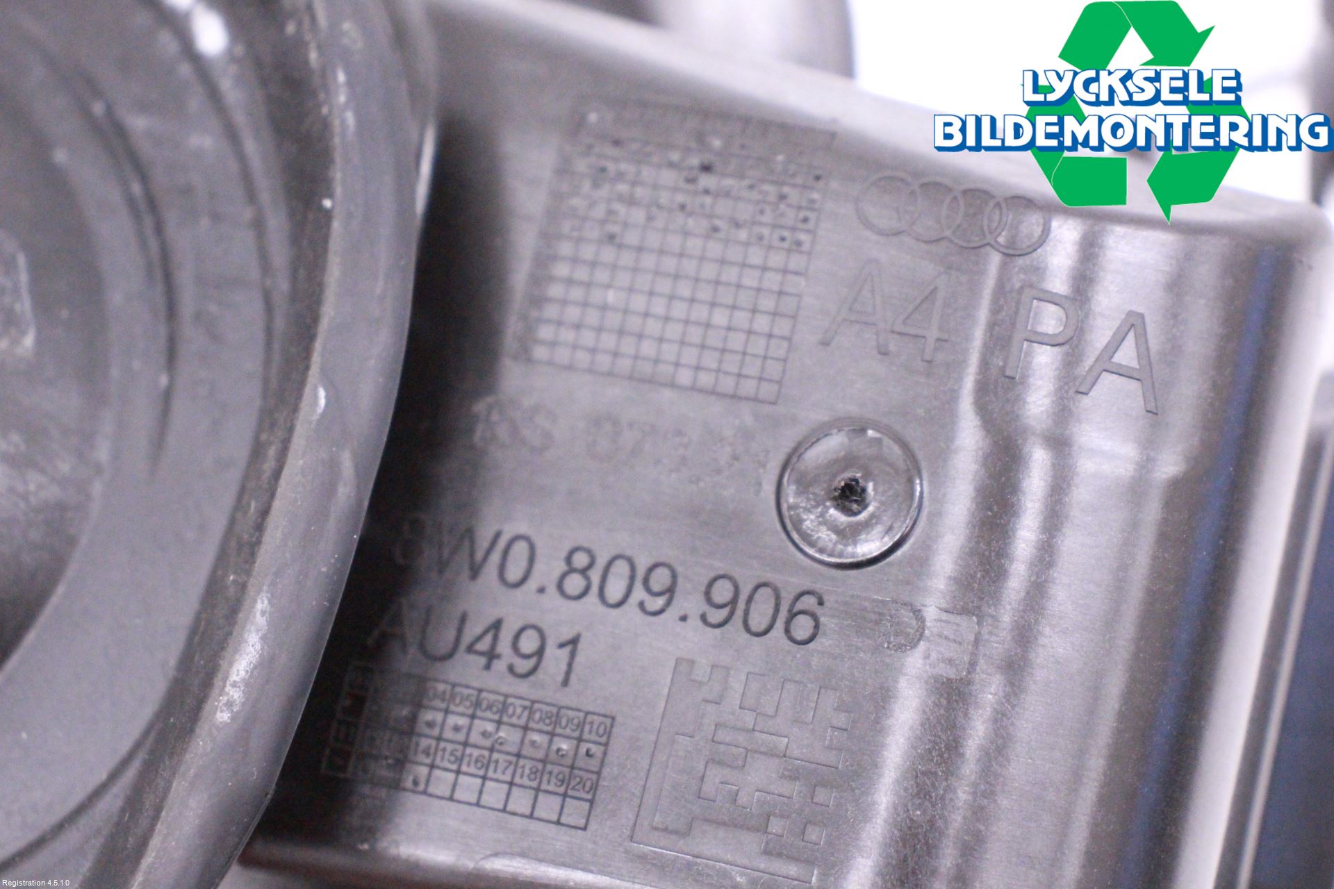 Audi A4/S4 B9 20- Tanklucka