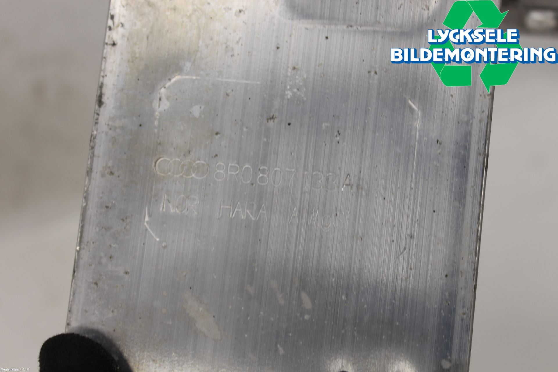 Audi Q5 09-16 Stötfångarbärjärn Fram