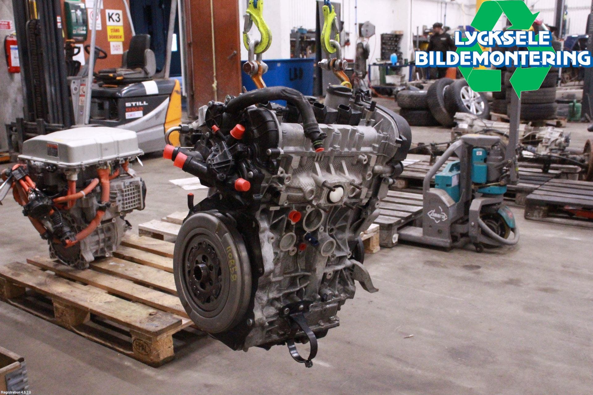 Skoda SUPERB 16-24 Motor Bensin