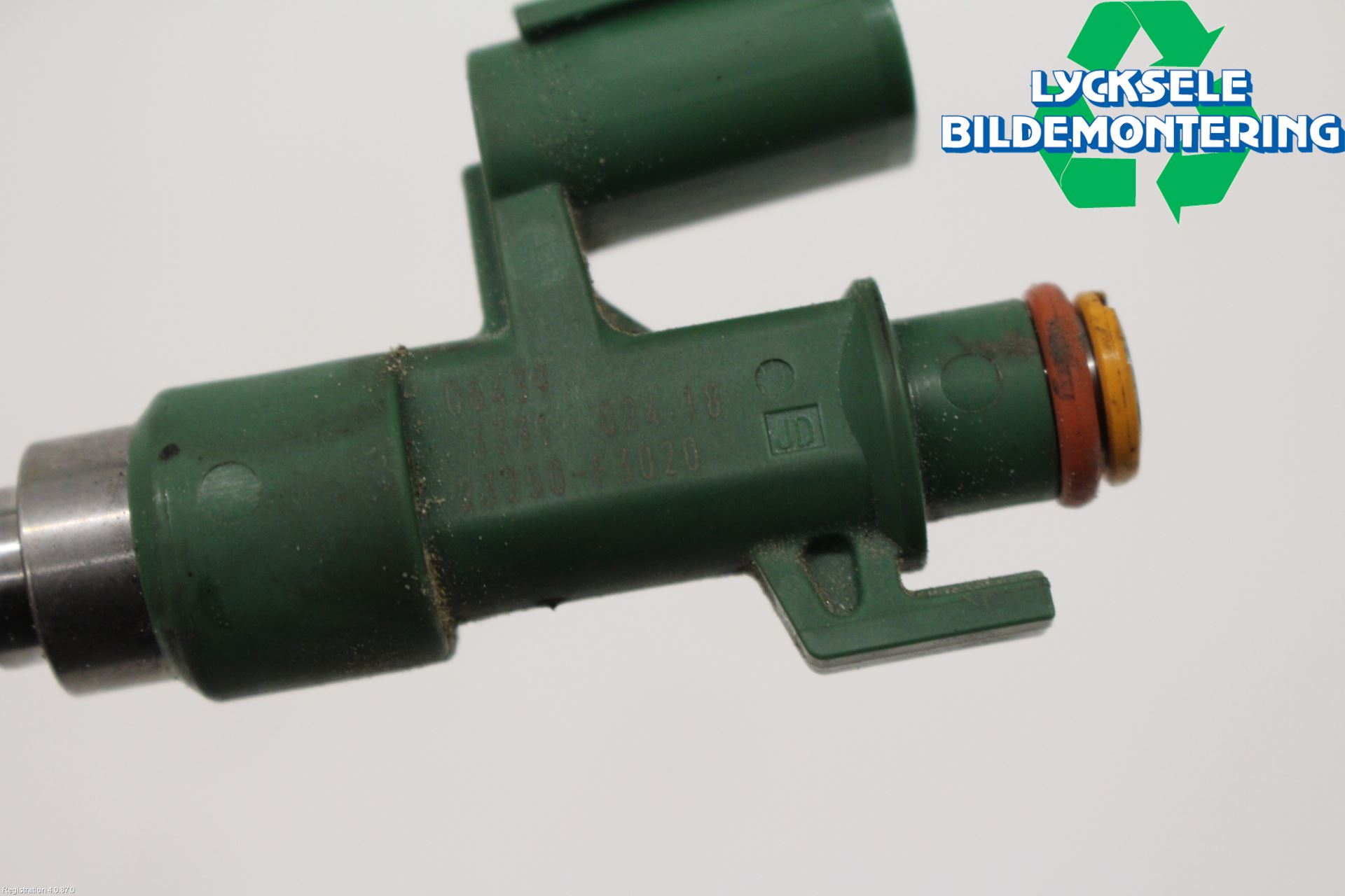 Toyota YARIS XP21 20- Injspridare