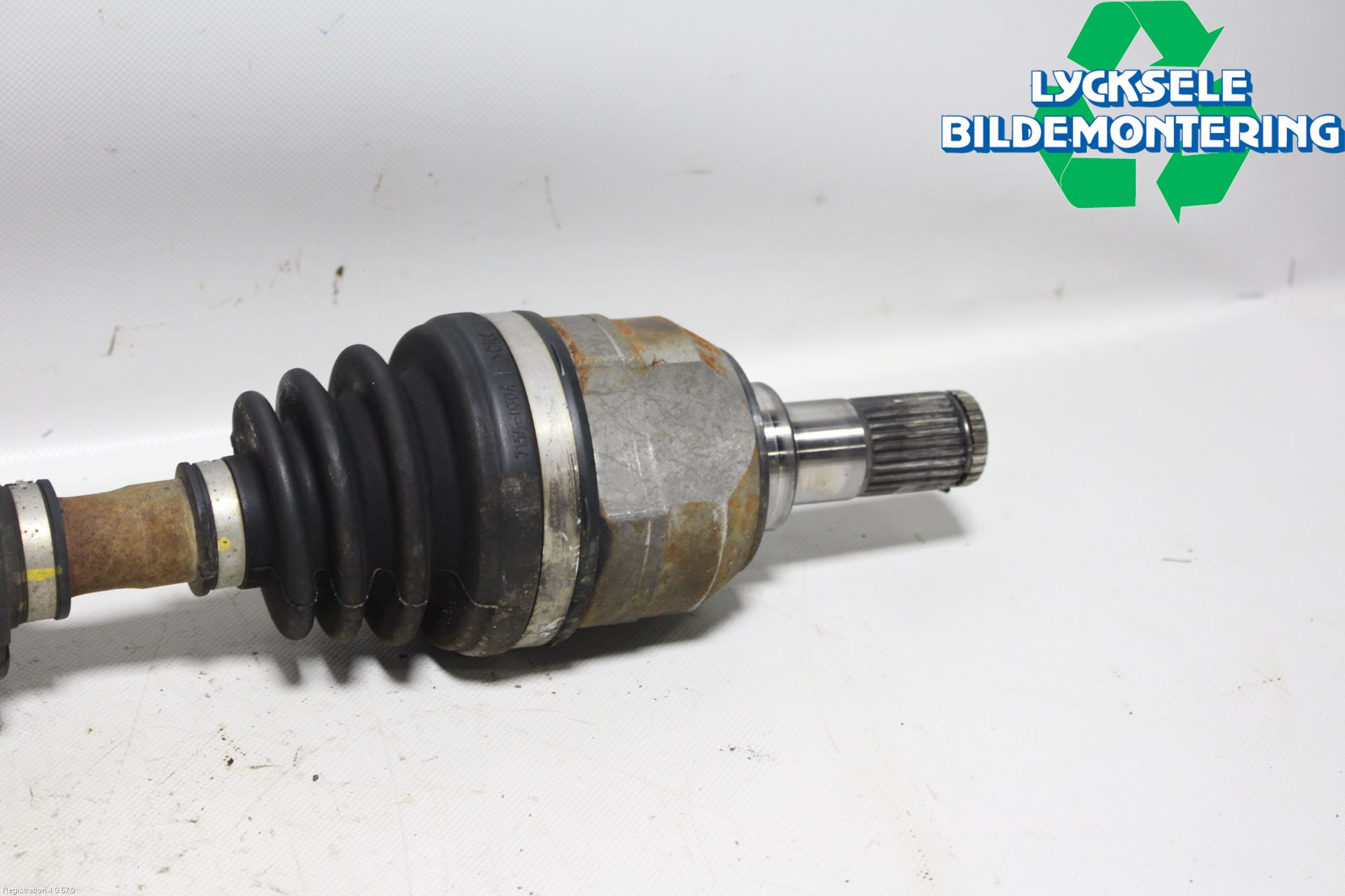 Hyundai i30 GD 13-17 Drivaxel Fram Vänster