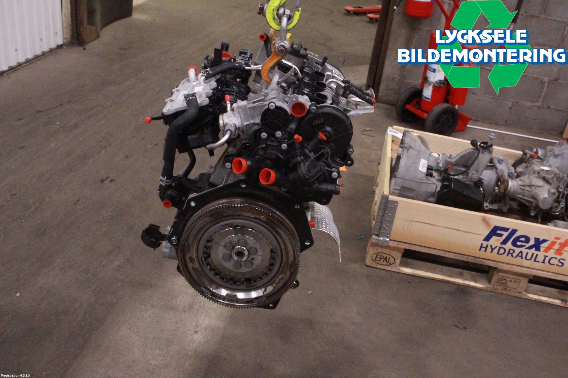 Volkswagen VW POLO VI 18->> Motor Bensin