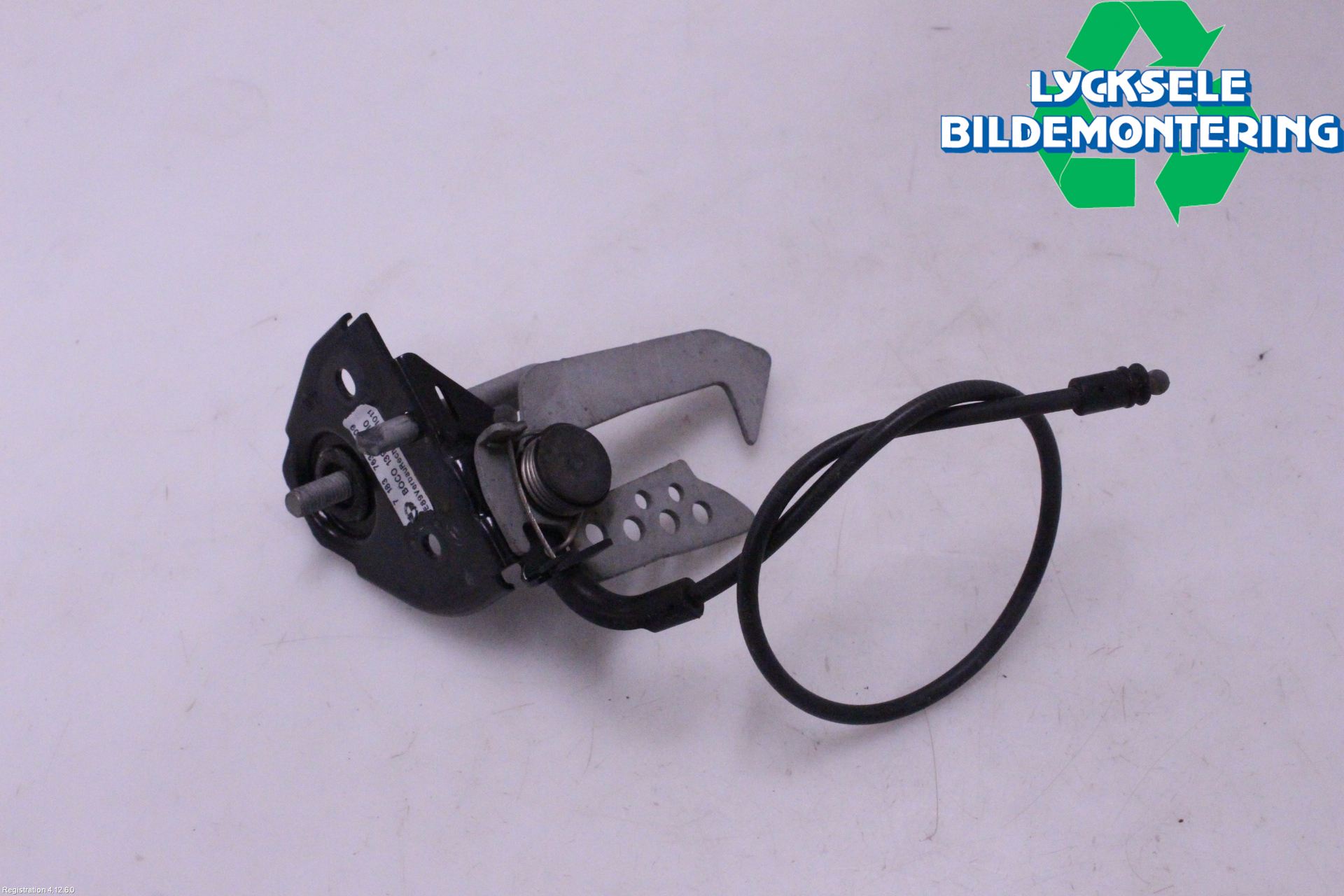 BMW 5 F10/F11/F18 09-17 Huv Spärr