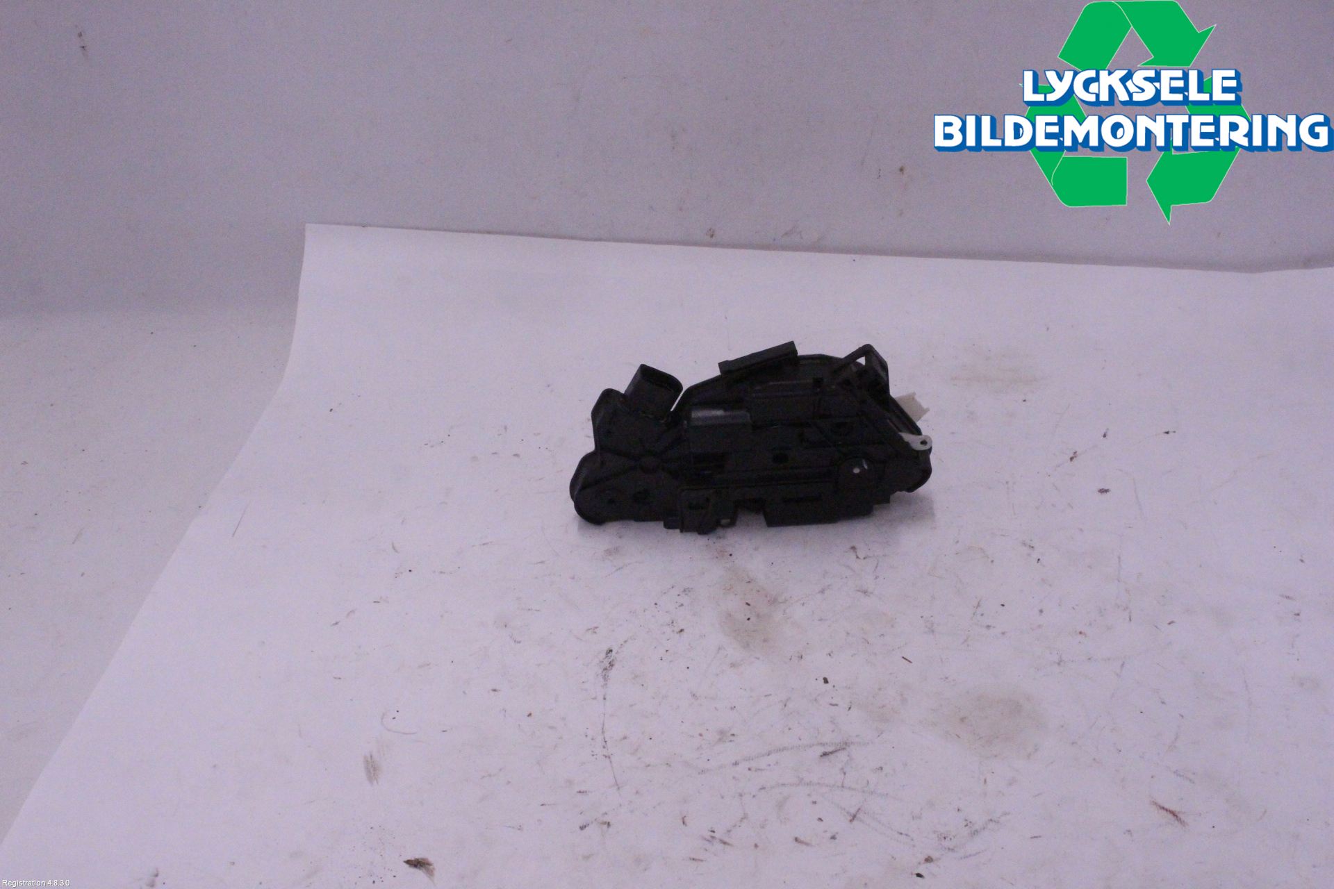 Skoda SUPERB 09-15 Låskista-Dörrlås