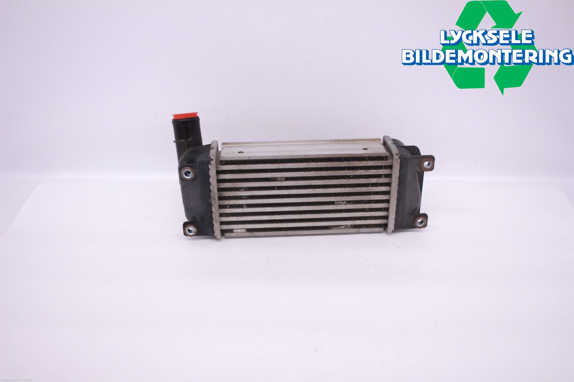 Toyota AURIS 13-19 Laddluft-Intercooler Kyl