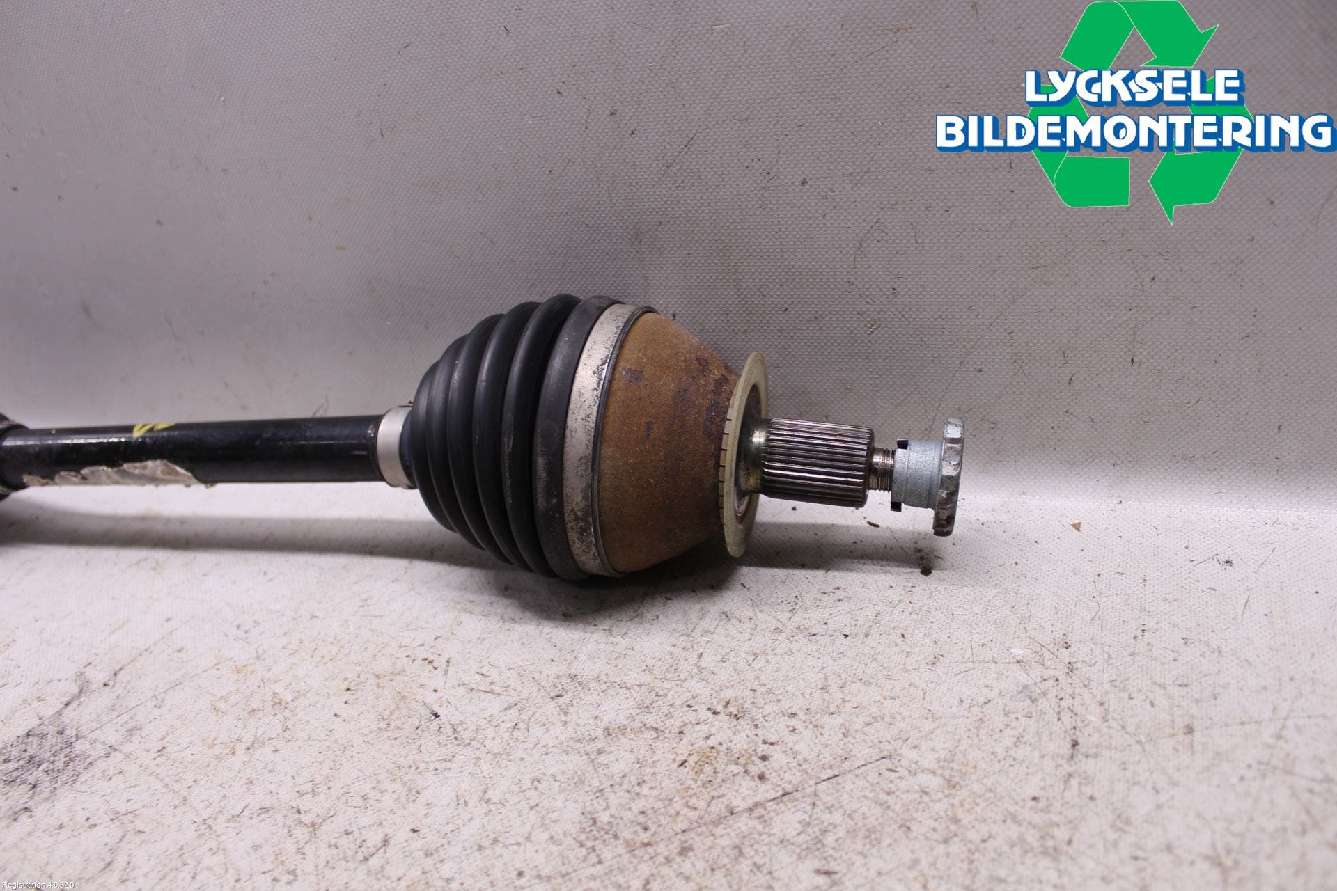 Seat ARONA Drivaxel Fram Vänster