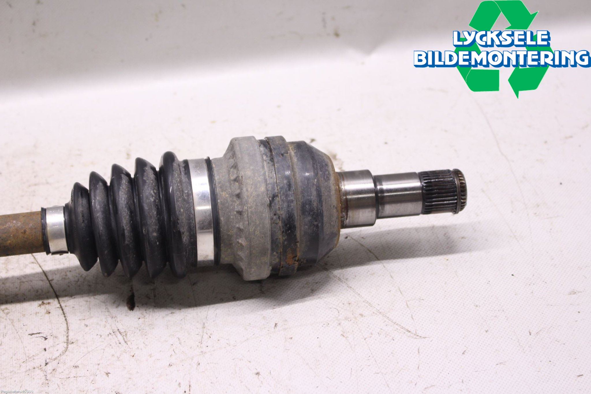 Chevrolet CAPTIVA Drivaxel Bak Höger