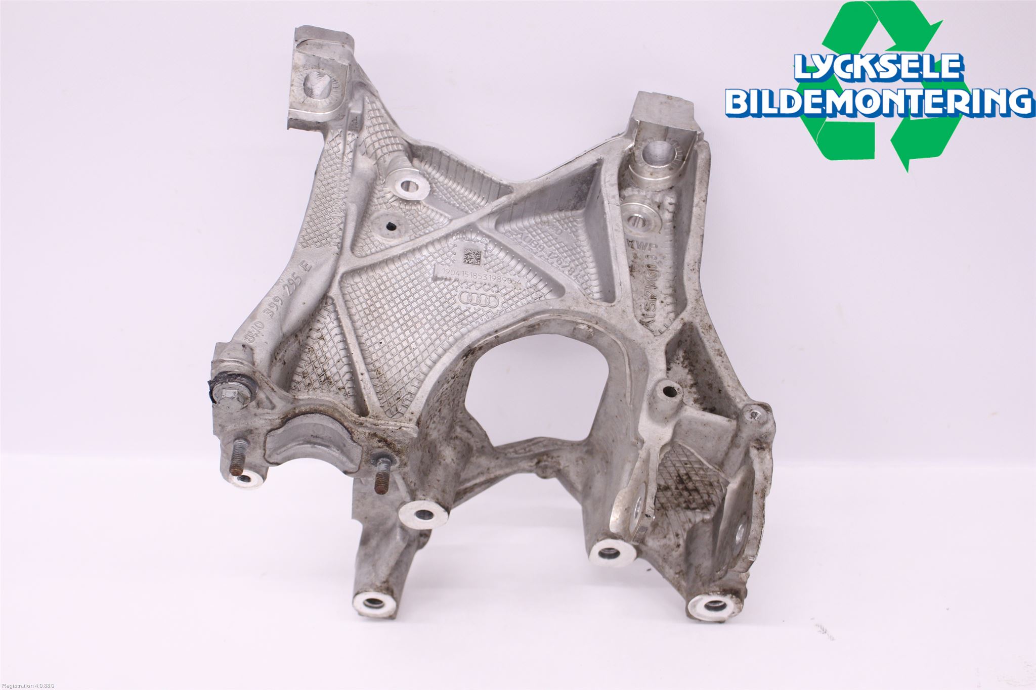 Audi A4 ALLROAD 17- Växellådsfäste