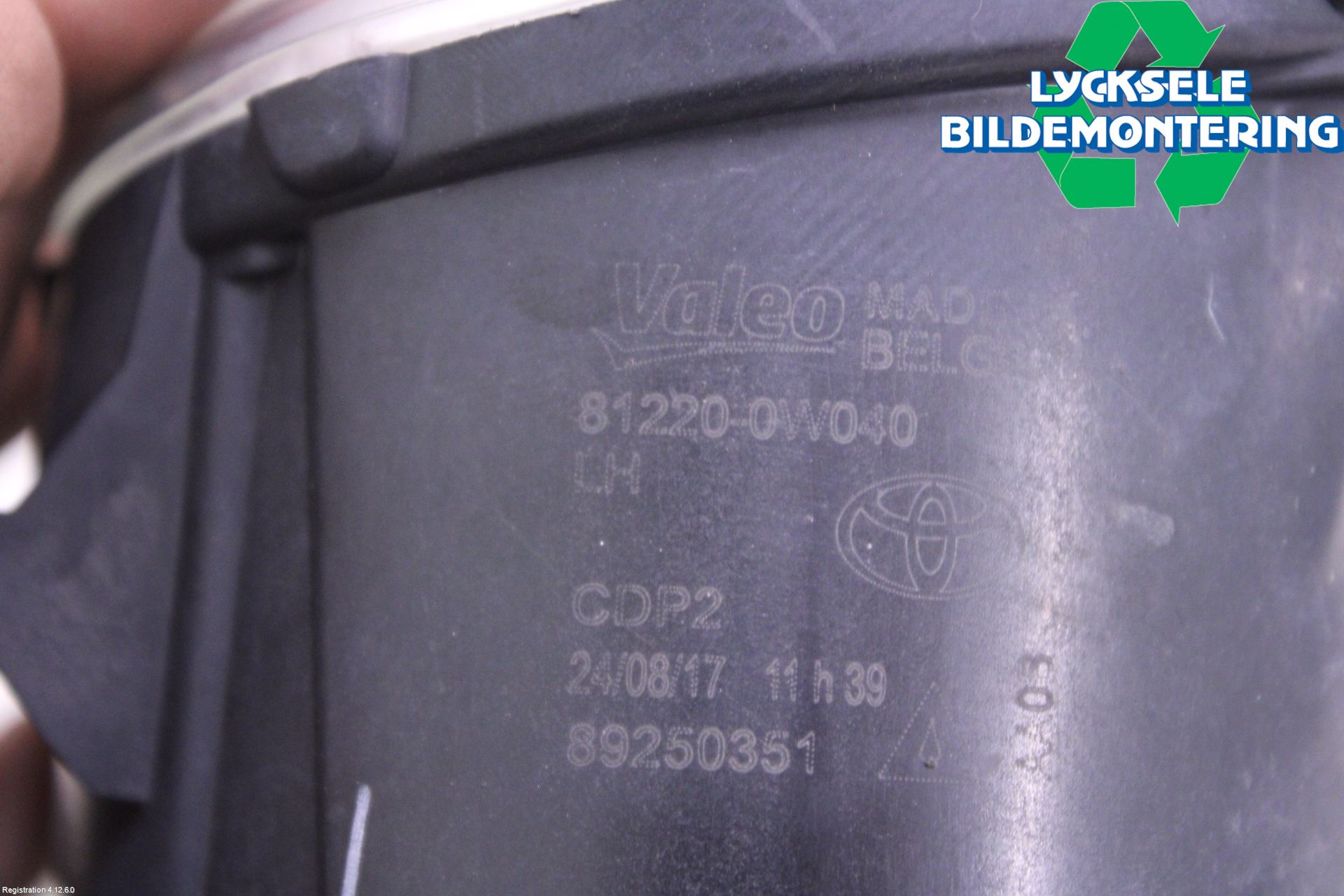 Toyota AVENSIS 16-18 Dimljus-Varselljus Fram