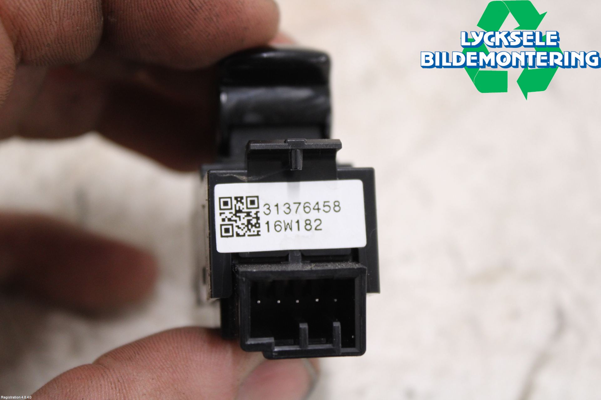 Volvo V90 17->> Strömställare Elhiss