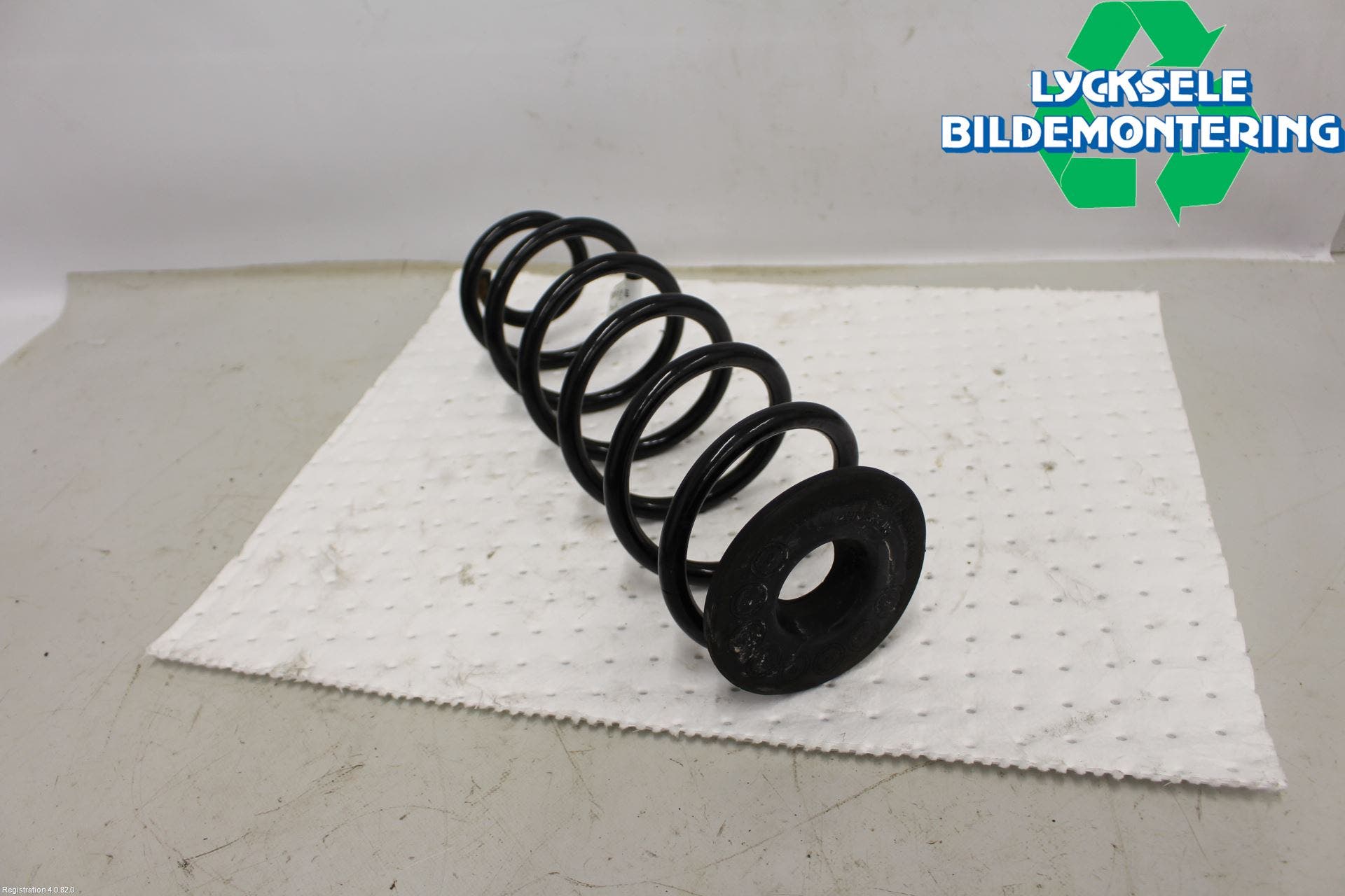 Audi A3/S3 8Y 21- Fjäder Bak