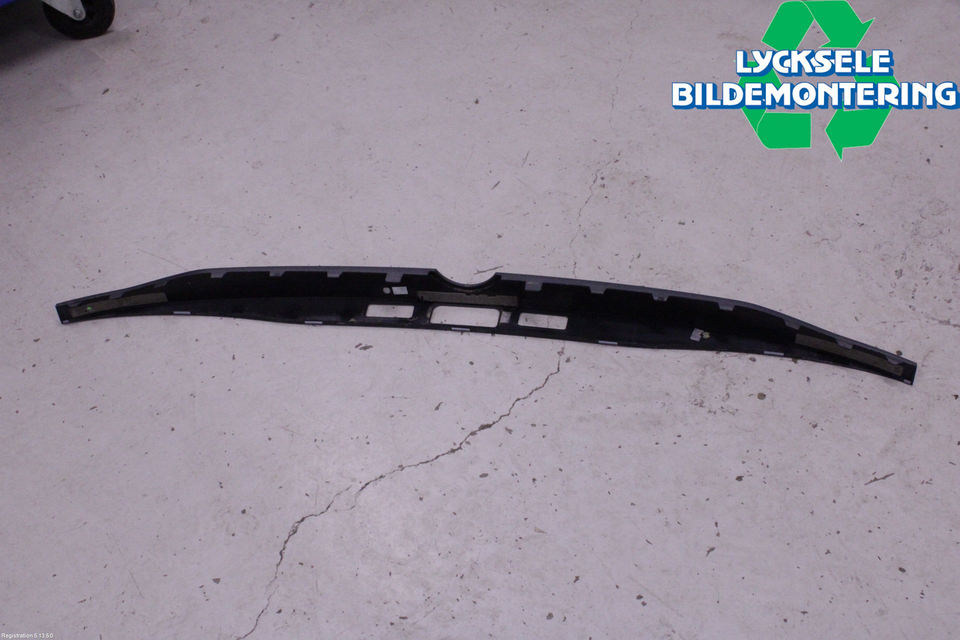 Volkswagen VW TOUAREG CR 18- List Bak-Baklucka