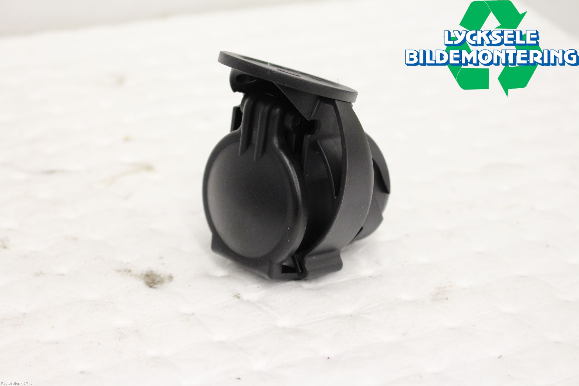 Seat TARRACO 19- Dragkrok Elsats