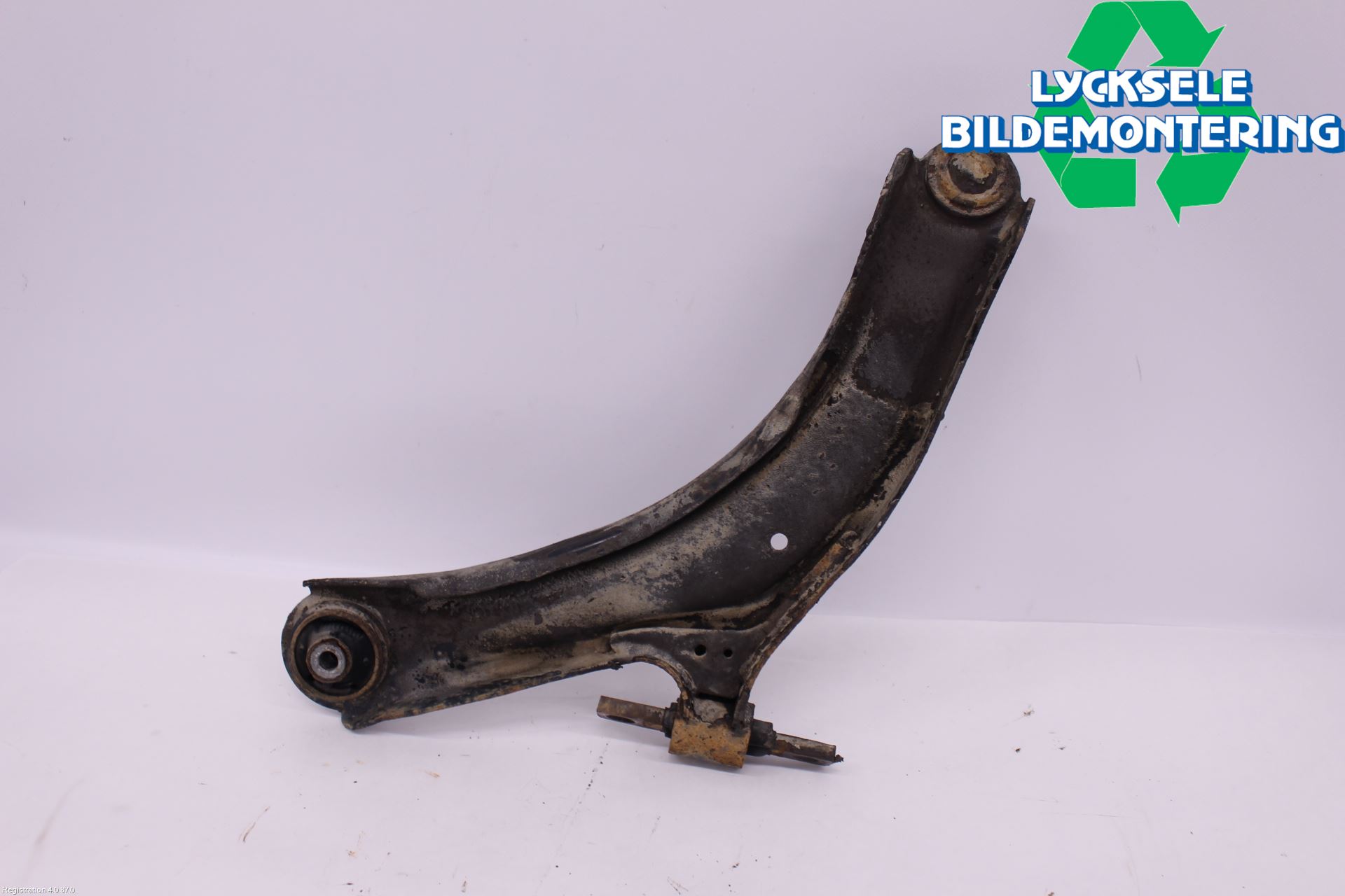 Nissan QASHQAI 10-14 Bärarm Fram Undre Hö