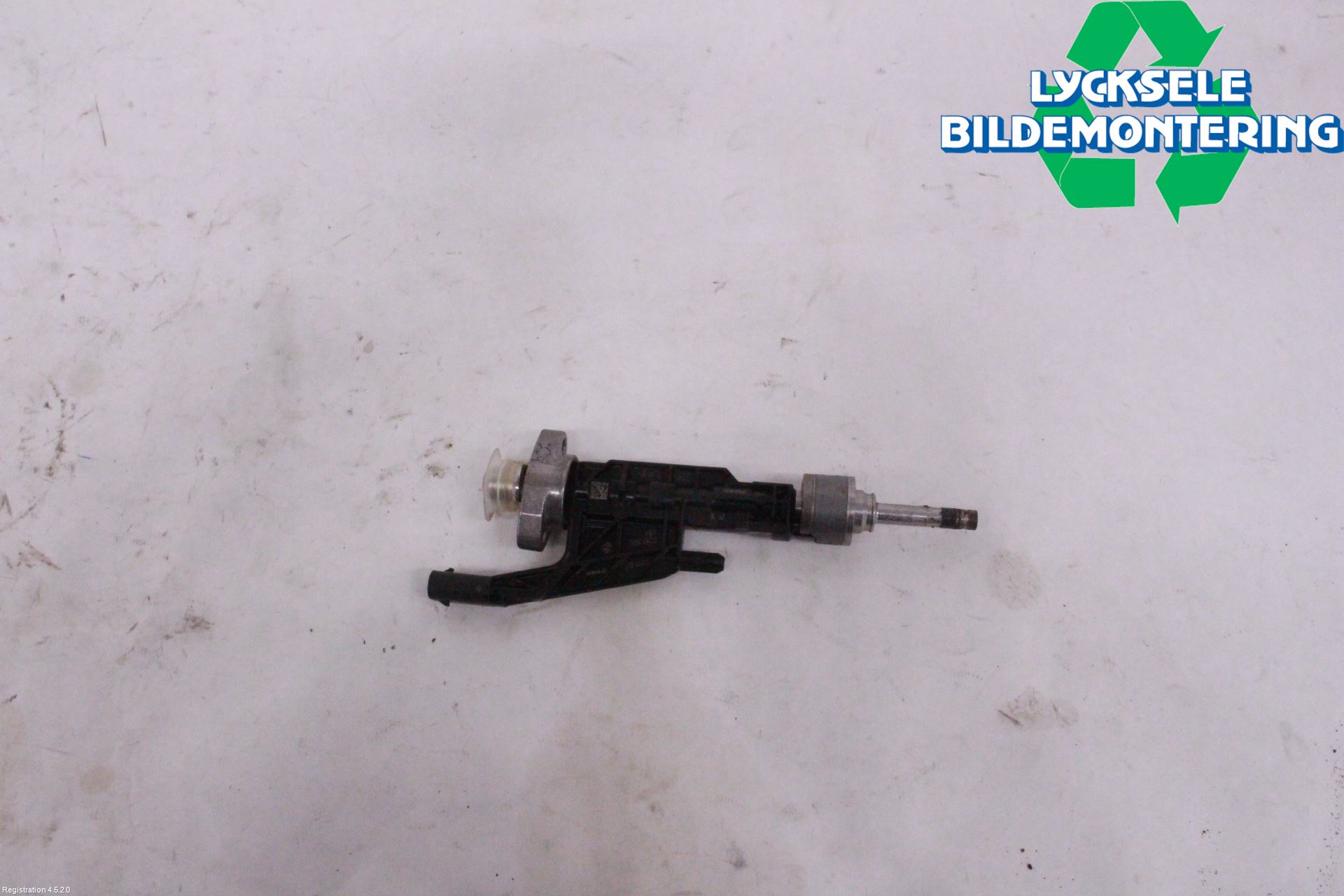 BMW 5 G30/G31/F90 17-23 Injspridare