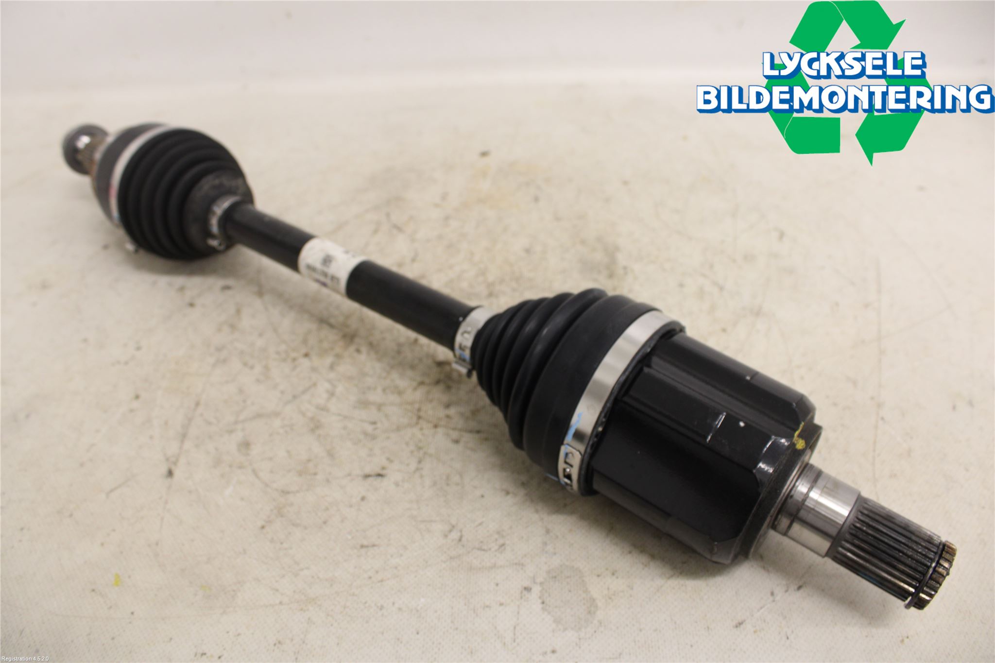 Hyundai TUCSON 05- Drivaxel Fram Vänster