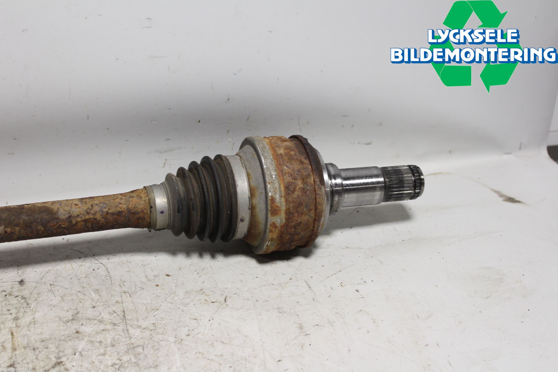 Lexus IS 250/350 14-20 Drivaxel Bak Vänster