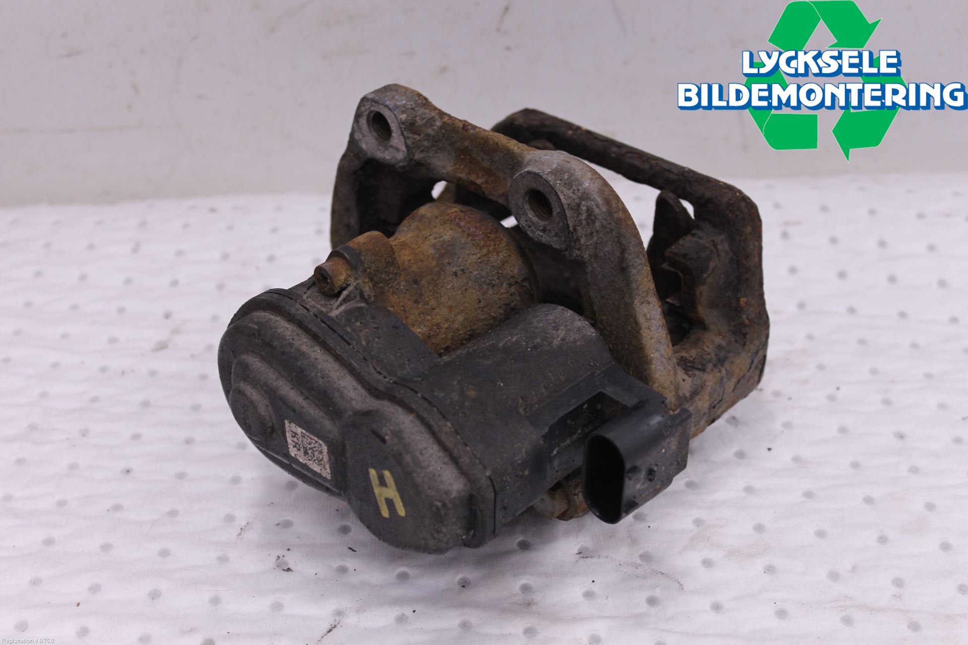 BMW 5 F10/F11/F18 09-17 Bromsok Bak Höger