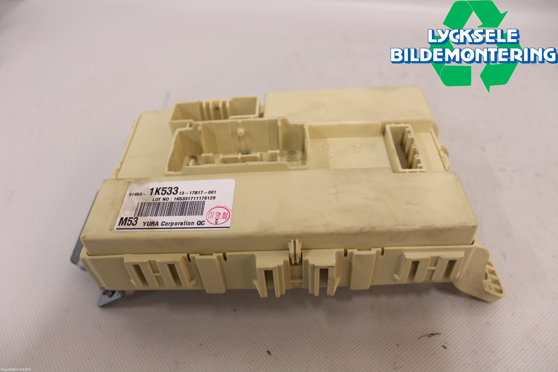 Kia VENGA 10-19 Säkringsdosa-Elcentral