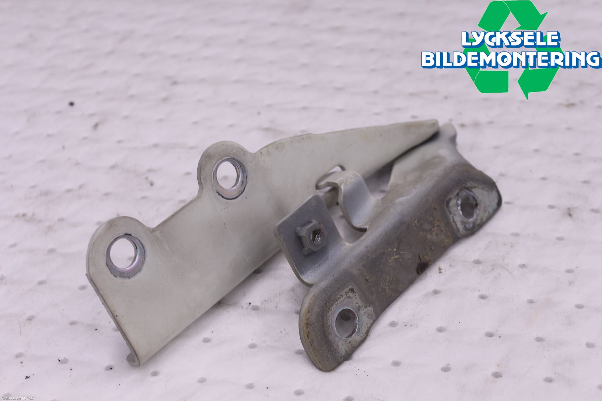 Isuzu D-MAX Huvgångjärn