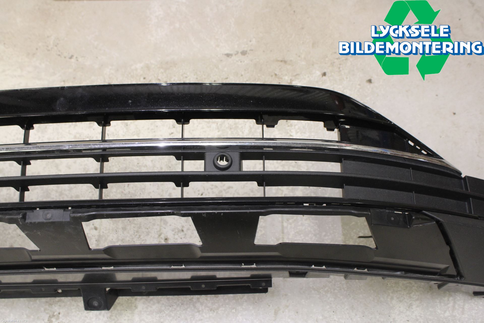 Volkswagen VW TIGUAN 16-24 Spoiler Fram