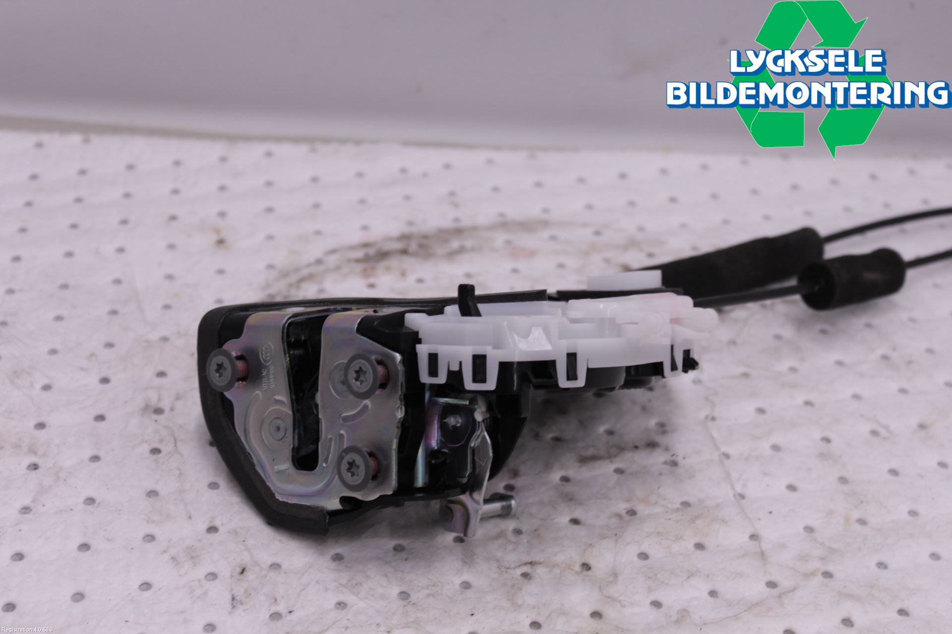 Subaru OUTBACK 15-20 Låskista-Dörrlås