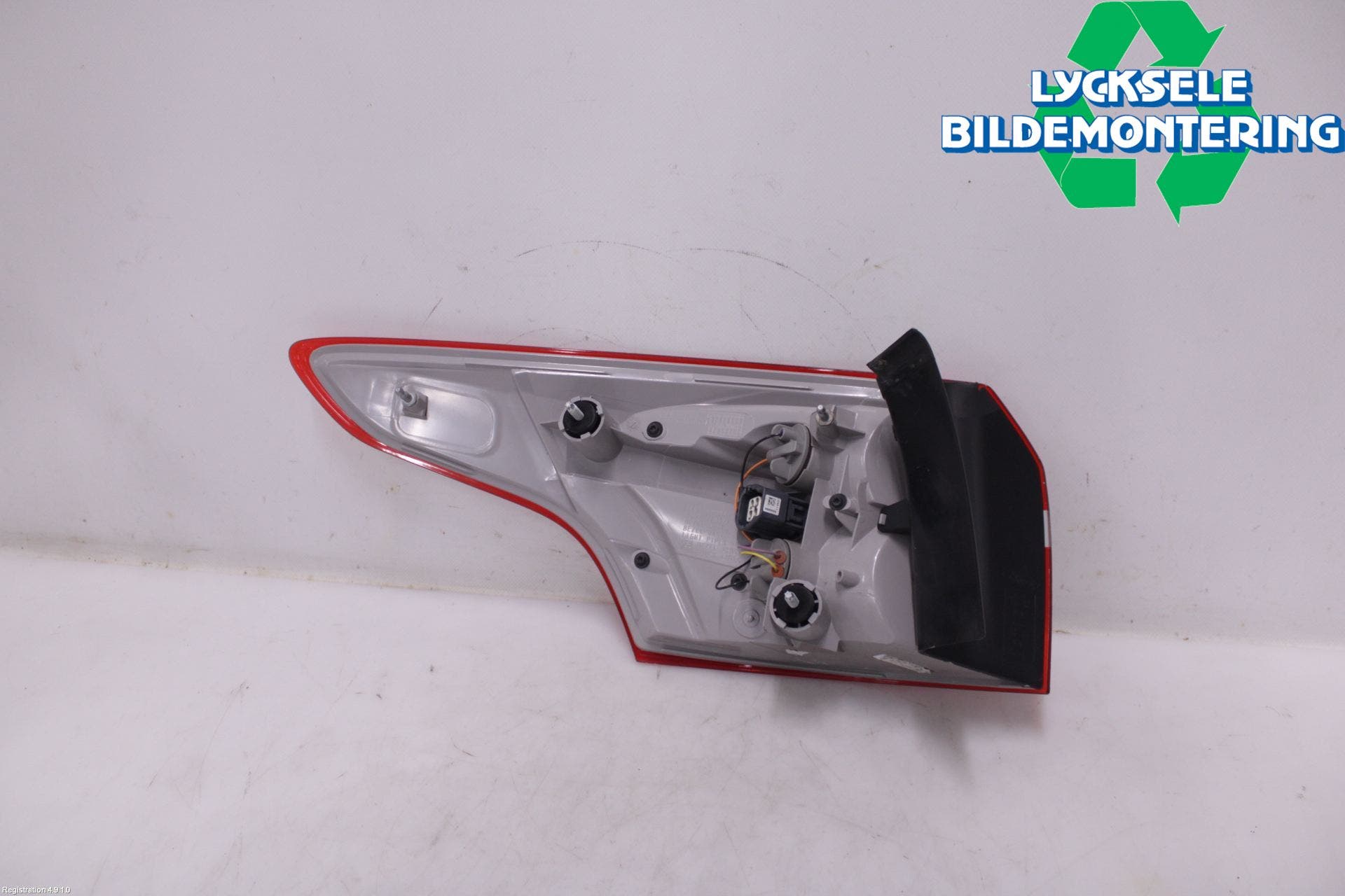 Ford FOCUS 15-18 Bakljus Höger