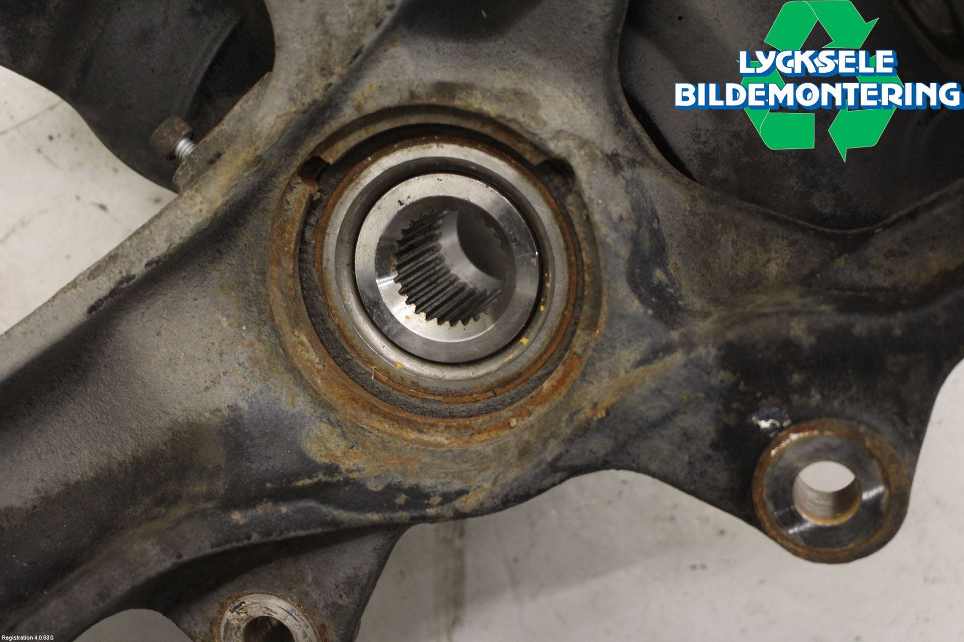 Volkswagen VW AMAROK 2H 10-22 Styrspindel Lagerhus Hö