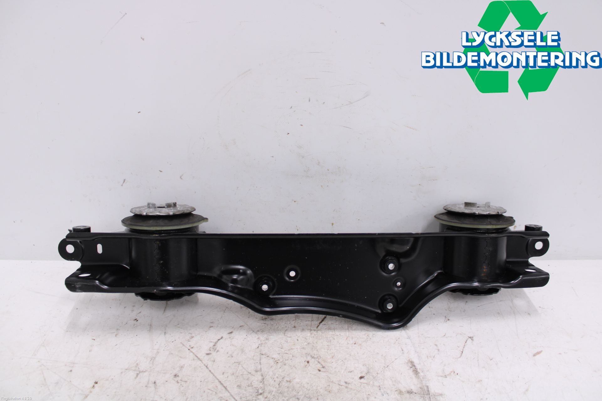 Volkswagen VW ID.4 21- Motorfäste