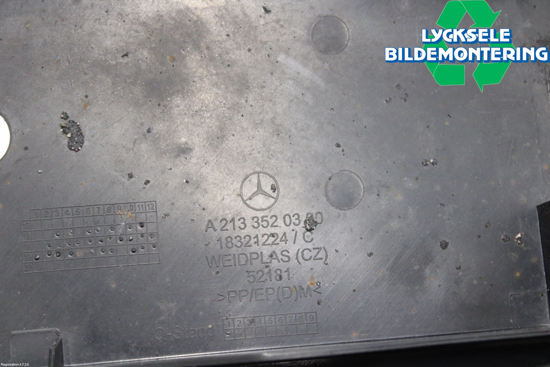 Mercedes-Benz MB C-KLASS (W205) 14-21 Stänkskydd