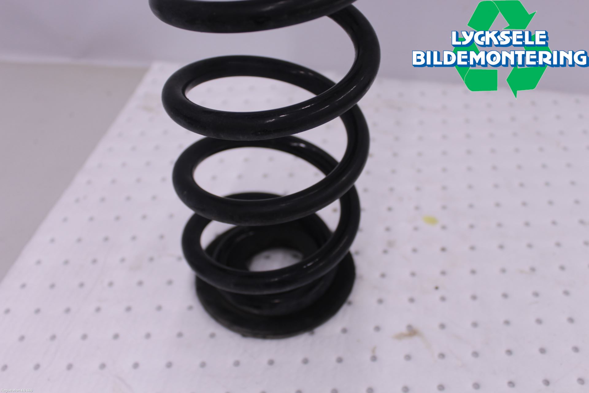 Skoda SUPERB 16-24 Fjäder Bak