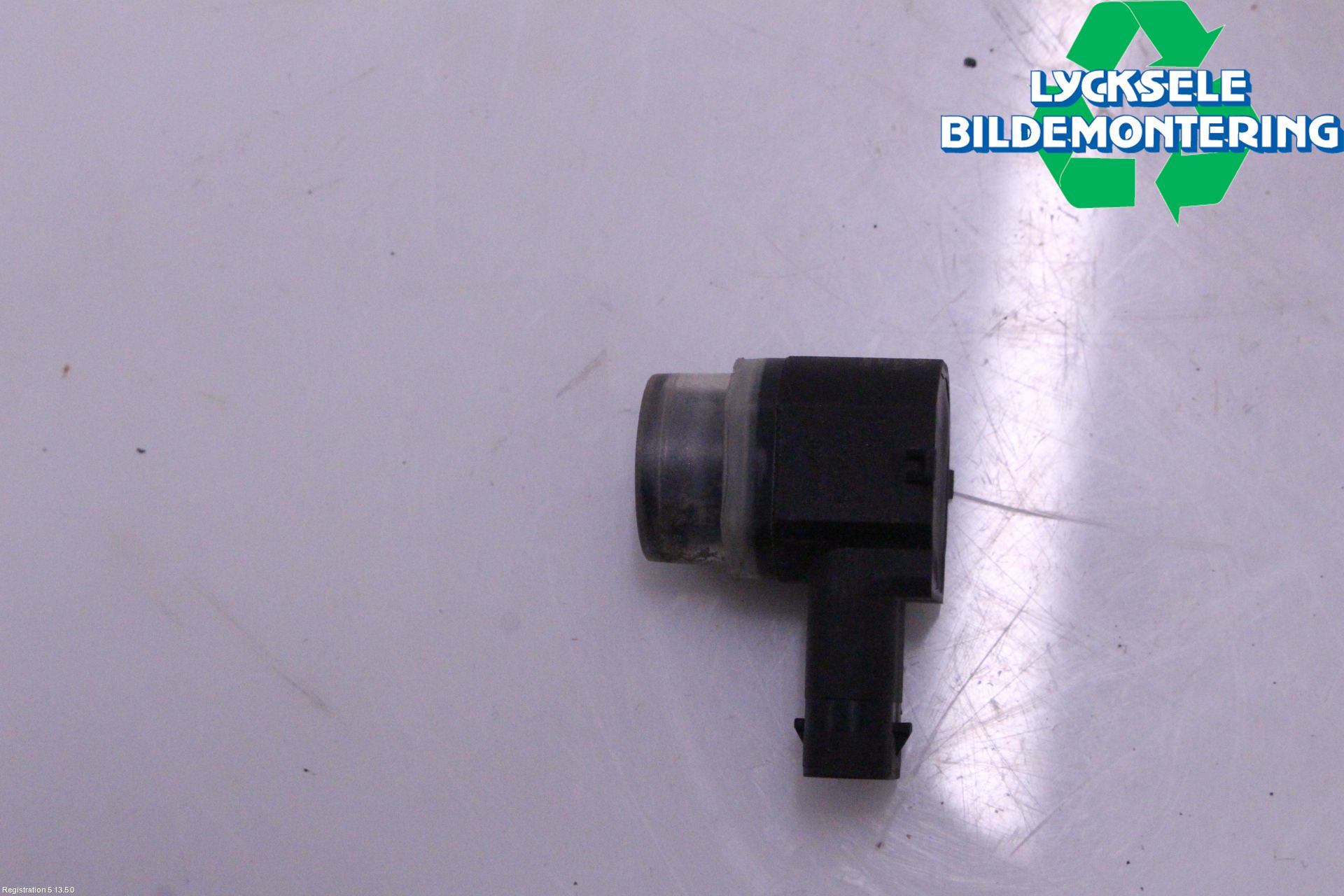 Nissan X-TRAIL 14-21 Parkeringshjälp Frontsensor
