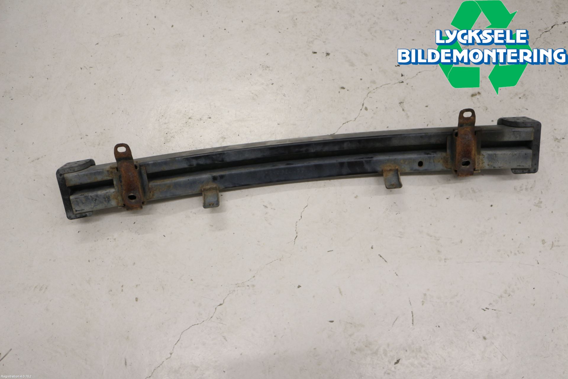 Nissan NAVARA 05-16 Stötfångarbalk Fram