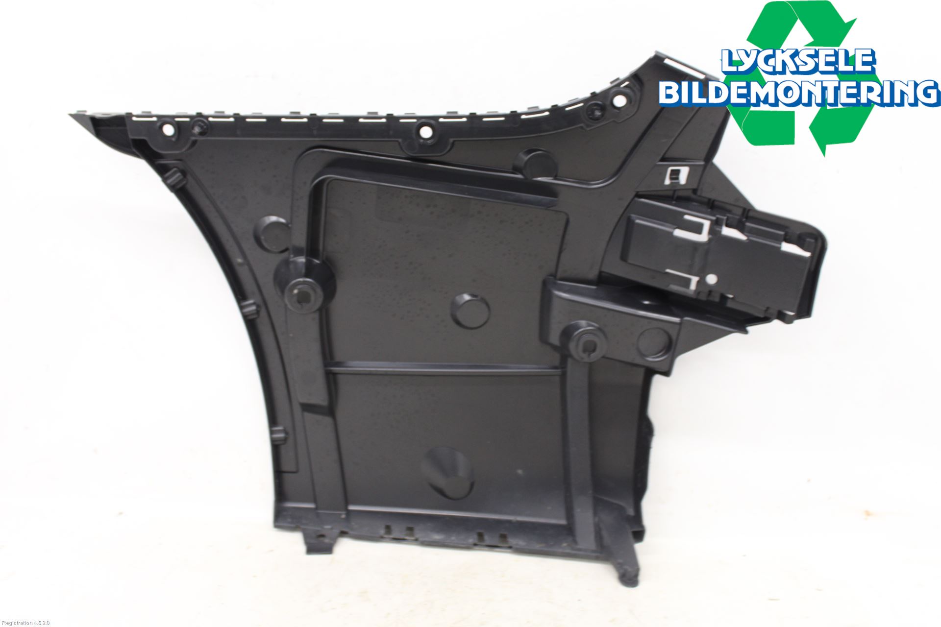 BMW 5 G30/G31/F90 17-23 Stötfångarfäste Bak Hö