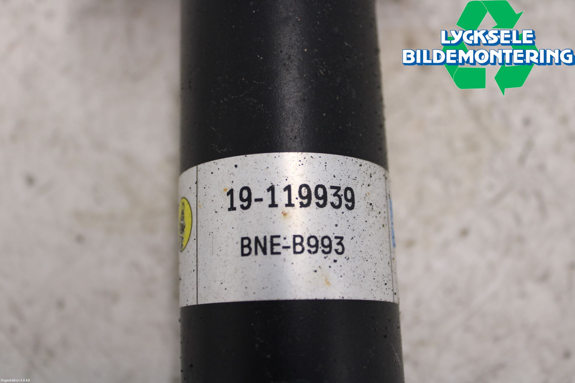Volkswagen VW PASSAT 01-05 Fjäderben Fram Höger