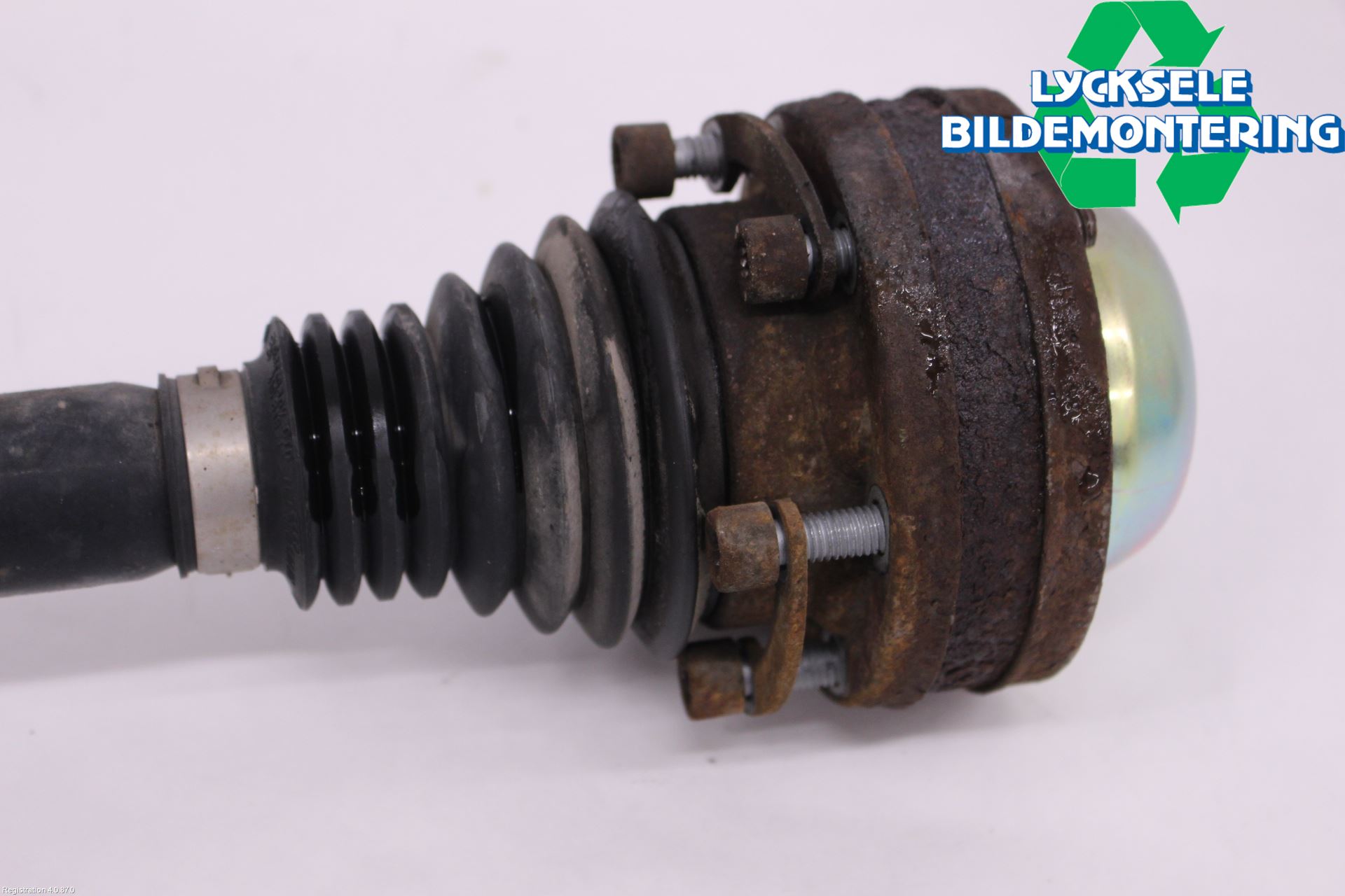 Audi A4/S4 08-11 Drivaxel Bak Höger